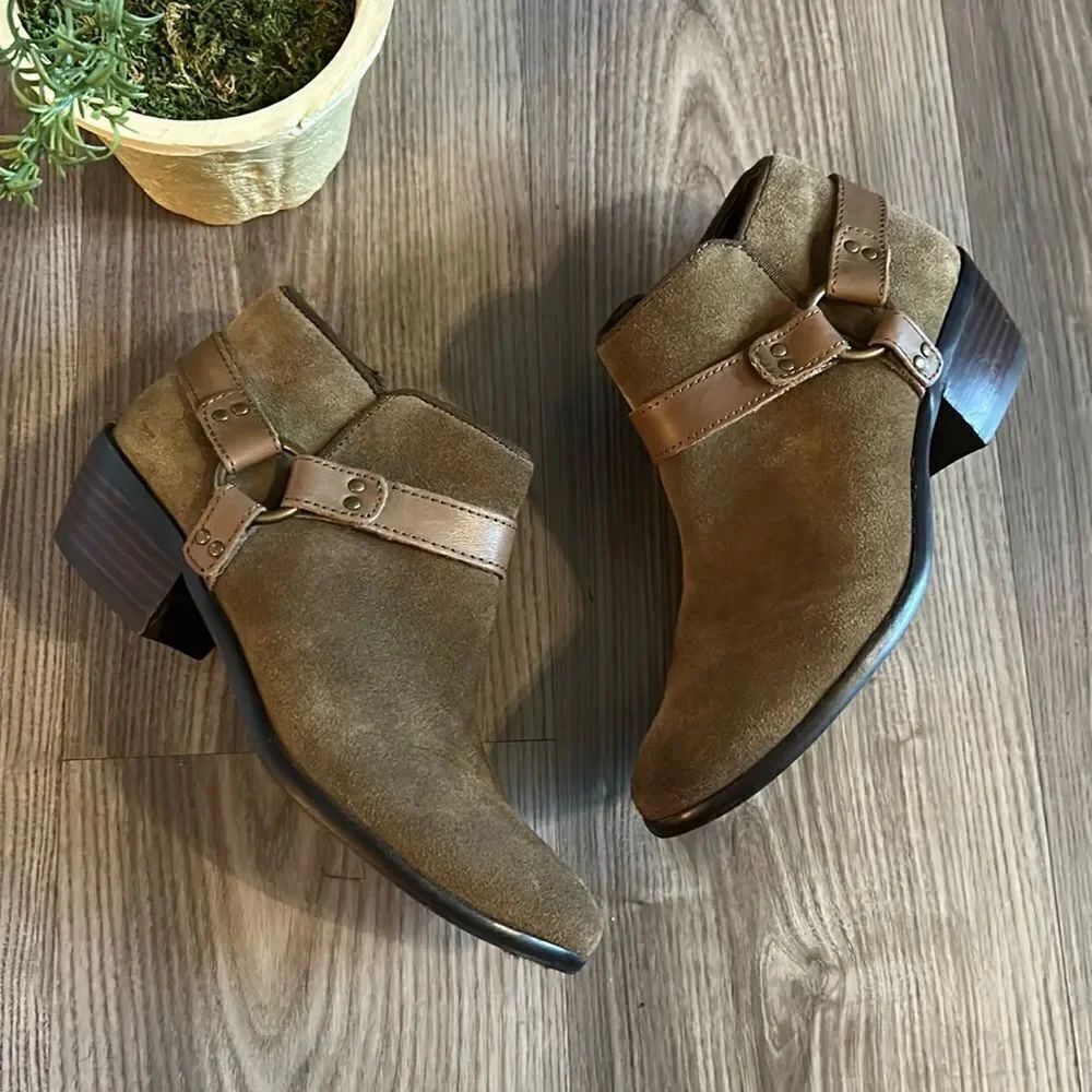 SAM EDELMAN PHOENIX GREEN AND TAN ANKLE BOOTIE GENUINE SUEDE SIZE 6